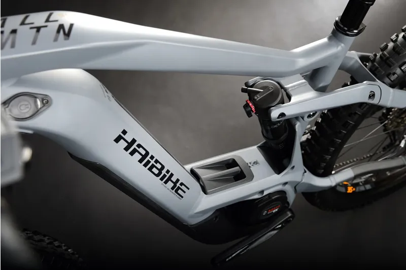 Haibike AllMtn 4 750Wh Emtb F/S in Grey